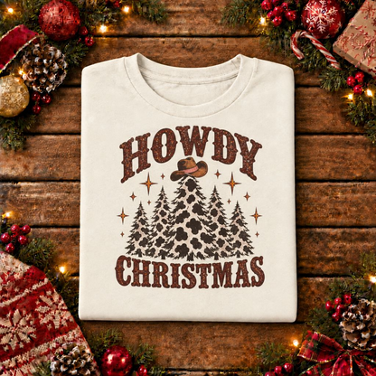 Howdy Christmas T-Shirt | Cowboy Hat Pine Tree Holiday Tee
