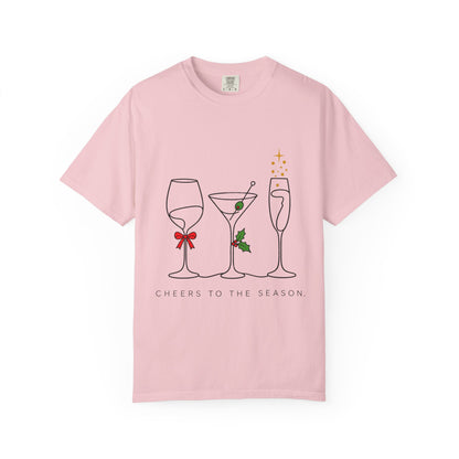 Cheers to the Season cocktail glasses T-Shirt | holiday drinks illustration